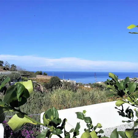 Holiday home Corallo Malfa (Salina)