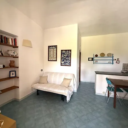 Casa vacanze Corallo Malfa (Salina)