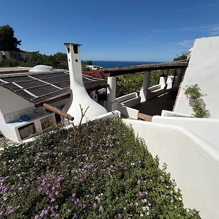 Corallo Casa de Férias Malfa (Salina)